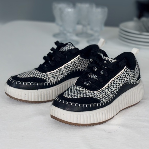 Dream Pairs Shoes - Designer Inspired Platform Sneakers